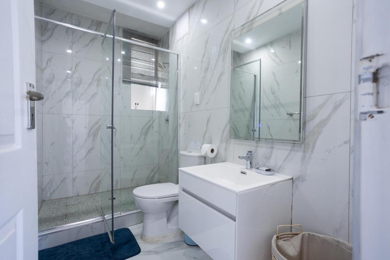 24 Sea Lodge - Sea Viewing Apartment 다반 외부 사진